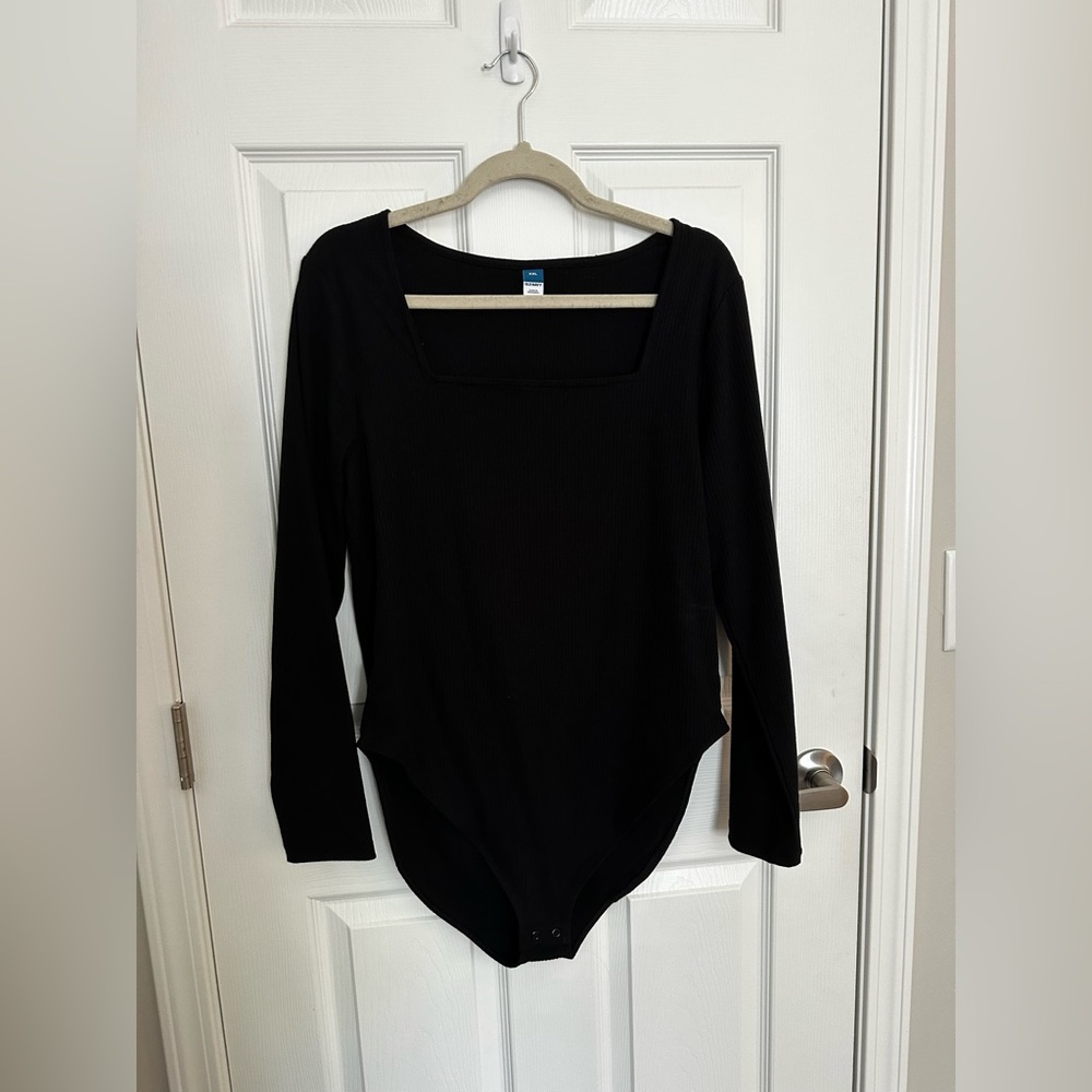 Old Navy Square Neck Long Sleeve Black Body Suit